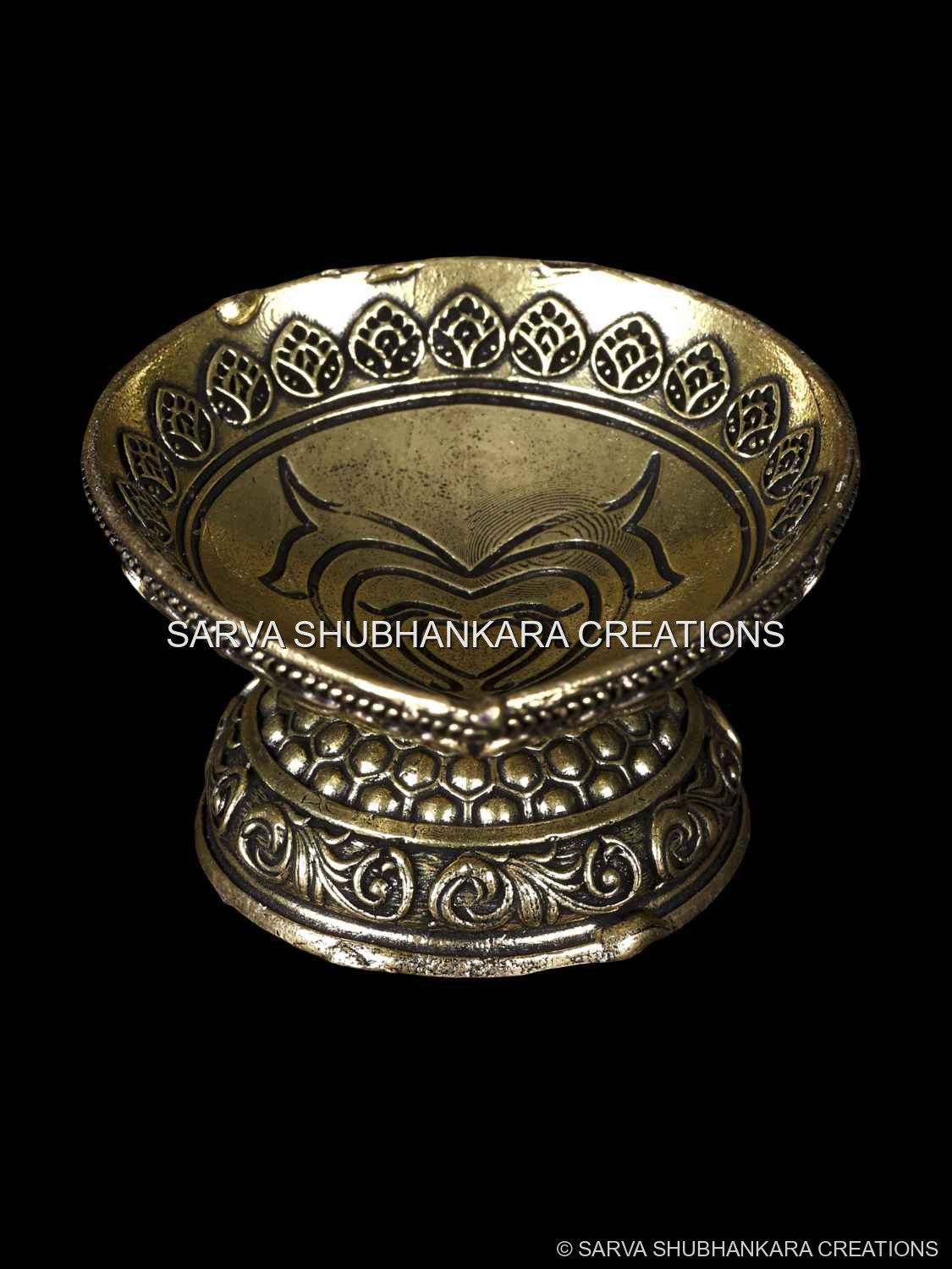 Compact Sacred Deepa